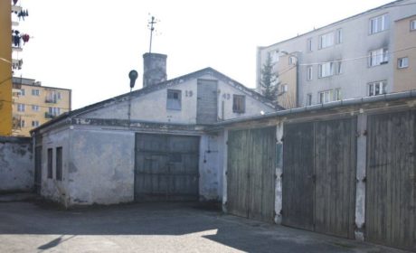 Co odkryto na terenie byłej katowni Gestapo/UB w Radzyniu Podlaskim?