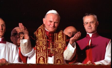 Wiadomość nt. wyboru papieża Polaka do kościoła Św. Trójcy przyniósł prof. Stagrowski