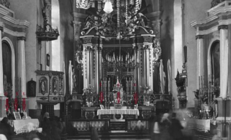 Tablice ołtarzowe w kościele św. Trójcy