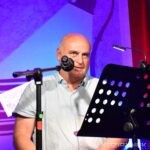 Adam Świć gościem kabaretowo-lirycznego wieczoru w Zalesiu